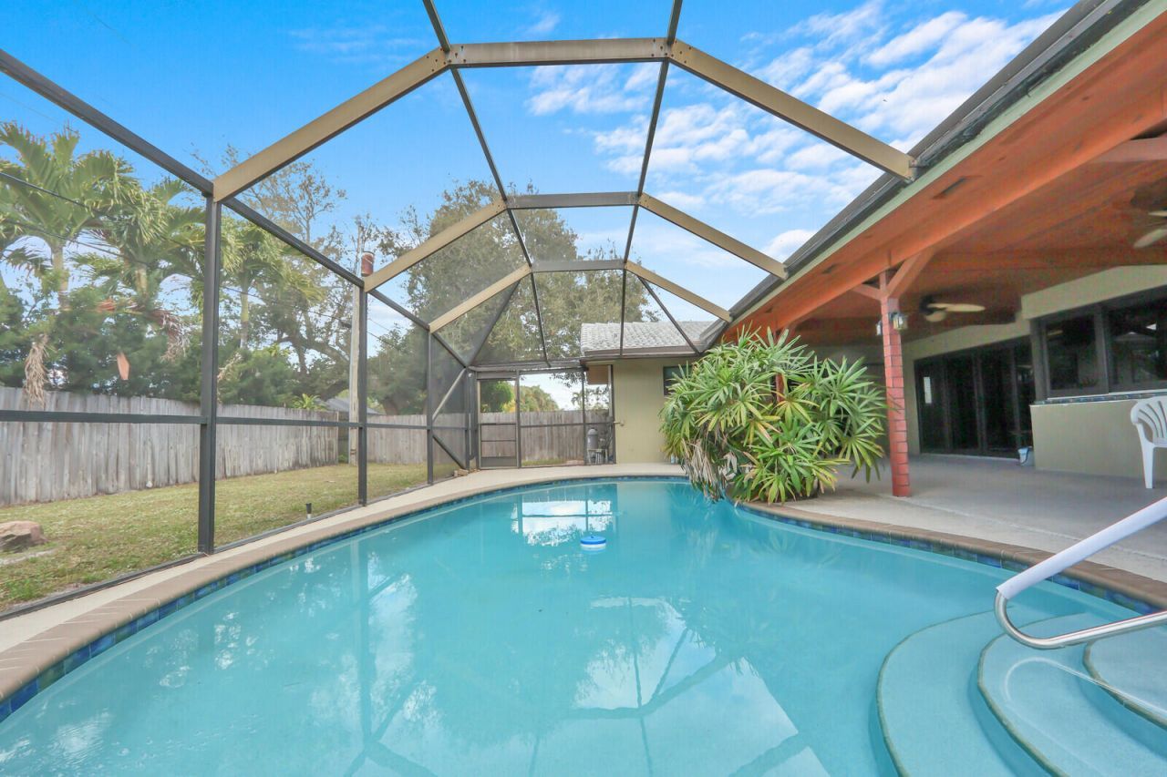 563 NW 13th Drive, Boca Raton, FL 33486 Photo