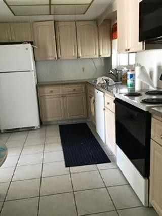 3000 NW 1 Drive, Pompano Beach, FL 33064 Photo