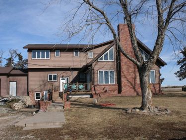 447 336Th Road, Beaver Crossing, NE 68313