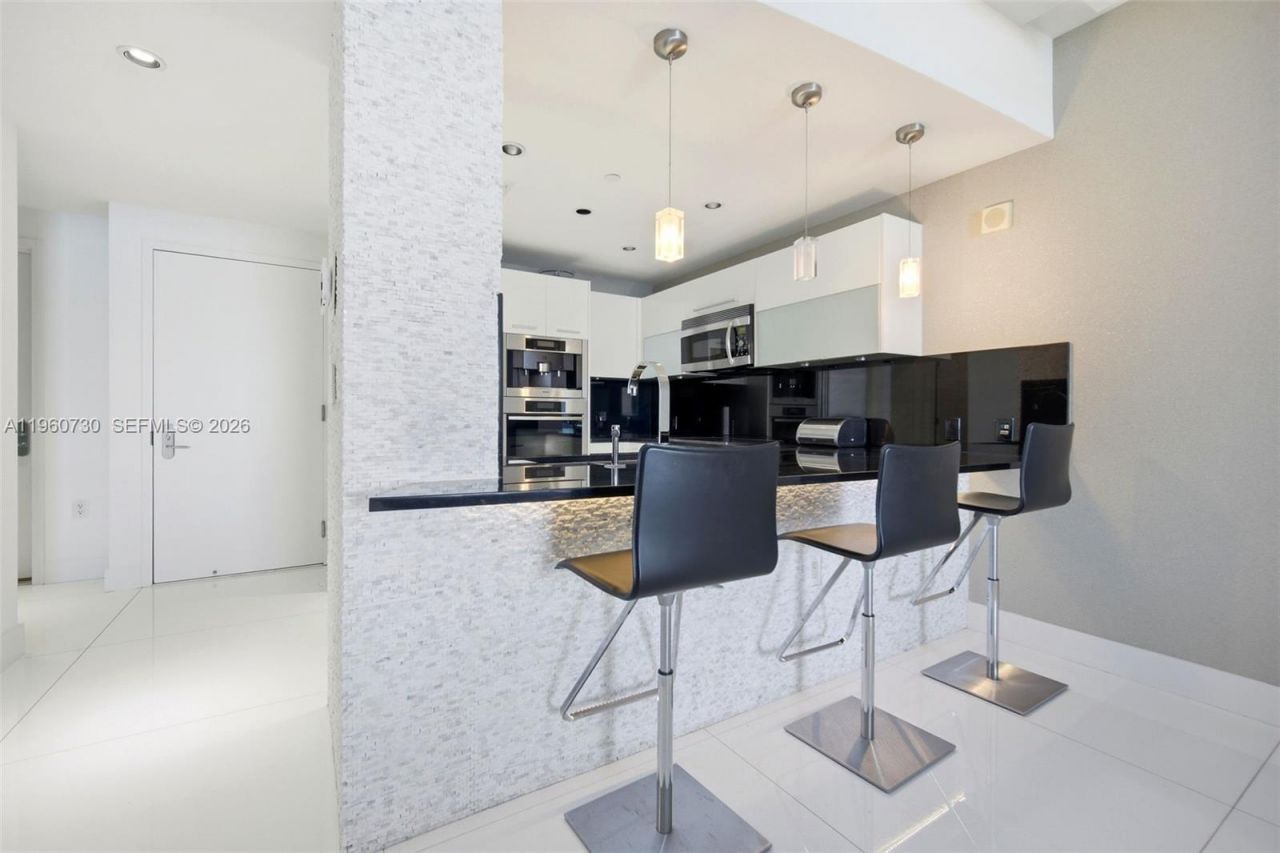 17121 Collins Ave , Unit 1606, Sunny Isles Beach, FL 33160 Photo