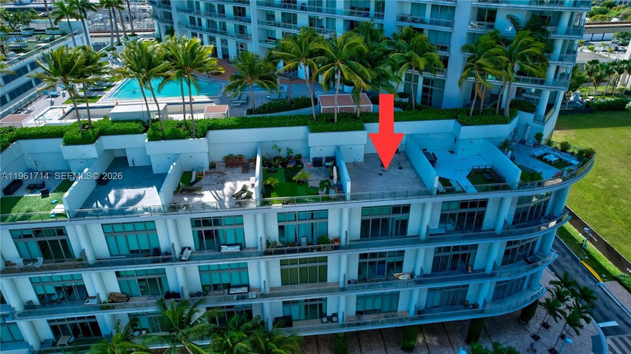 90 SW 3rd St, Unit TH706, Miami, FL 33130 Photo