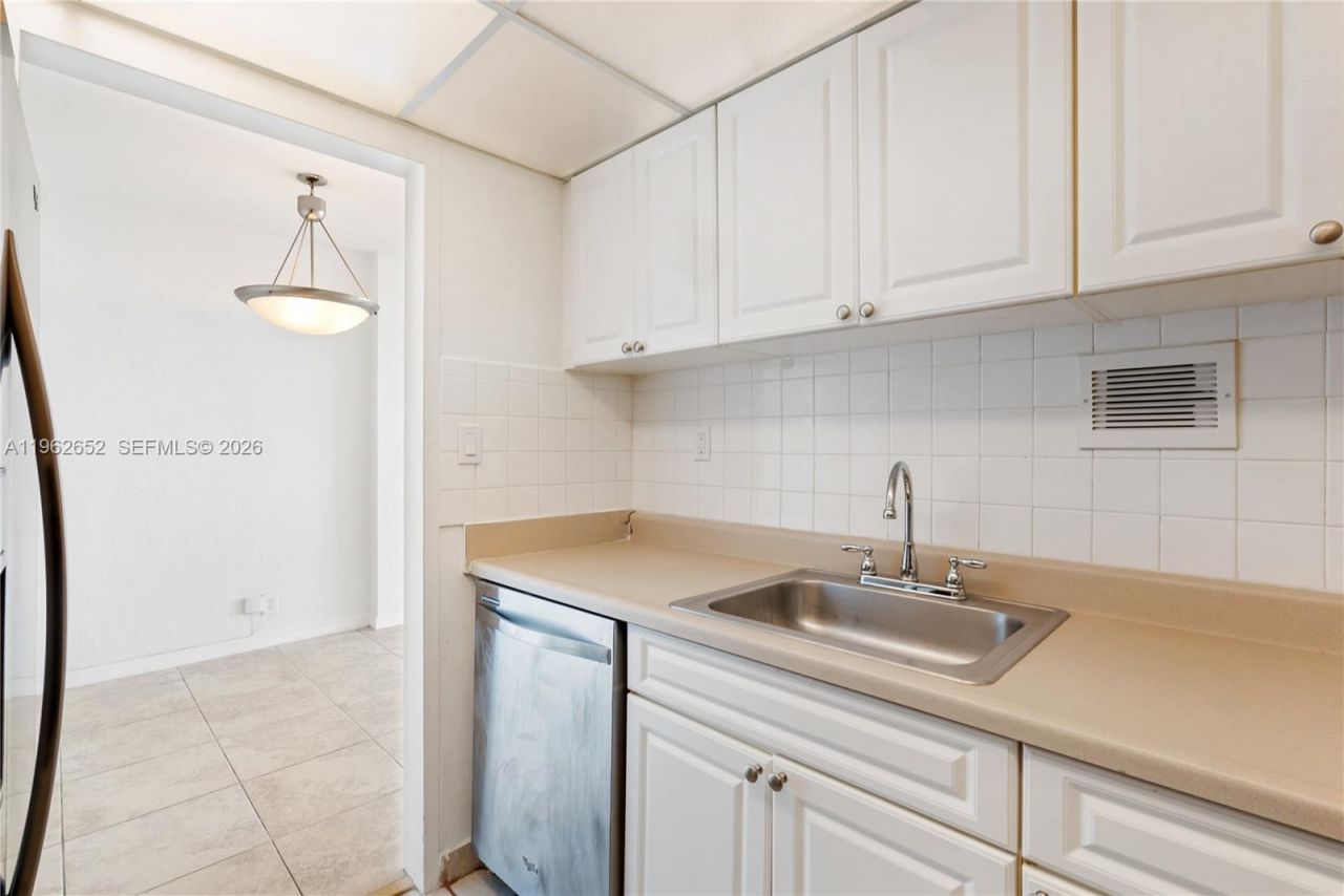 1200 West Ave , Unit PH08, Miami Beach, FL 33139 Photo