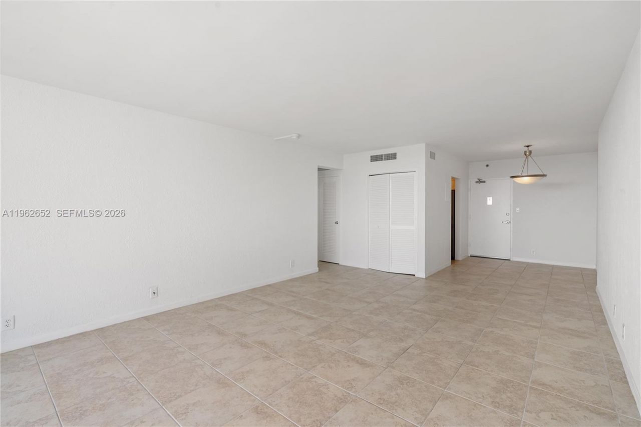 1200 West Ave , Unit PH08, Miami Beach, FL 33139 Photo