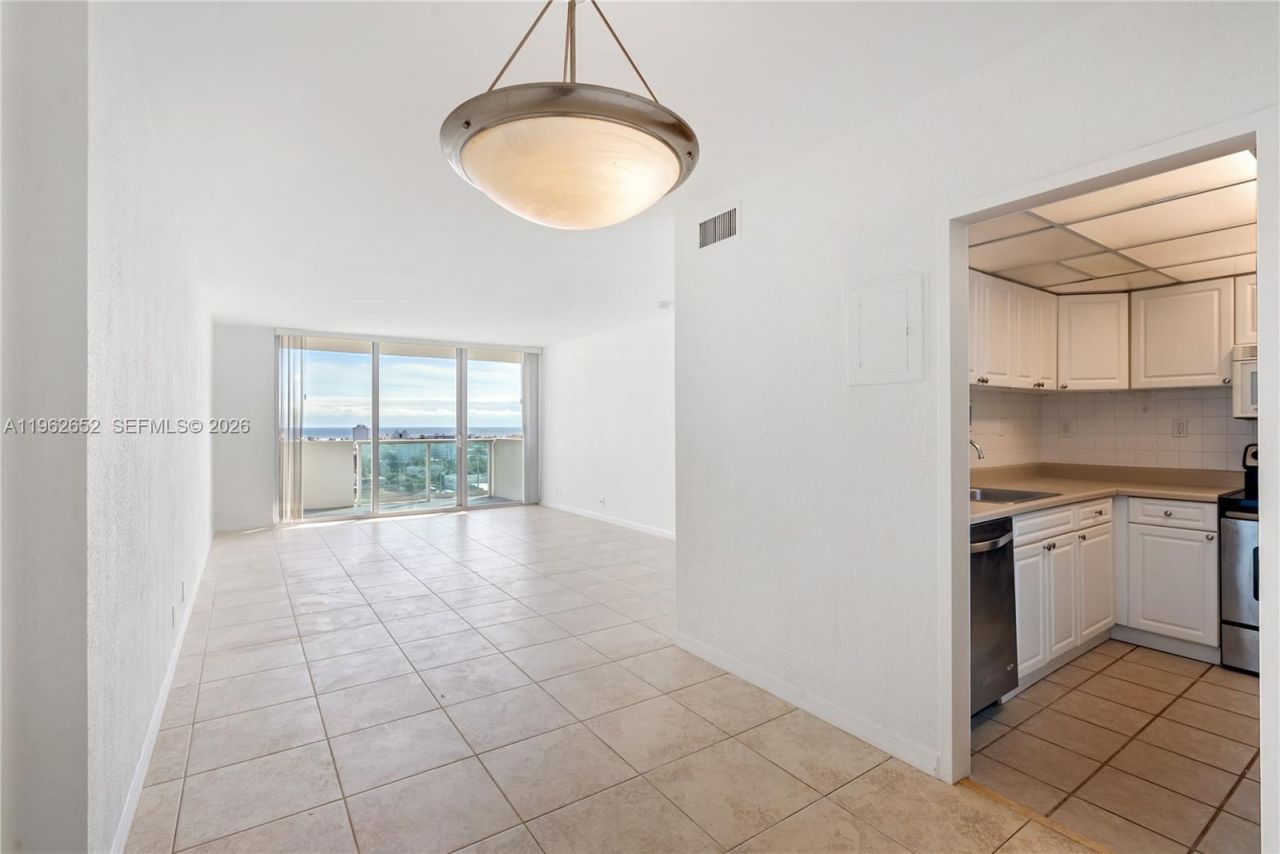 1200 West Ave , Unit PH08, Miami Beach, FL 33139 Photo