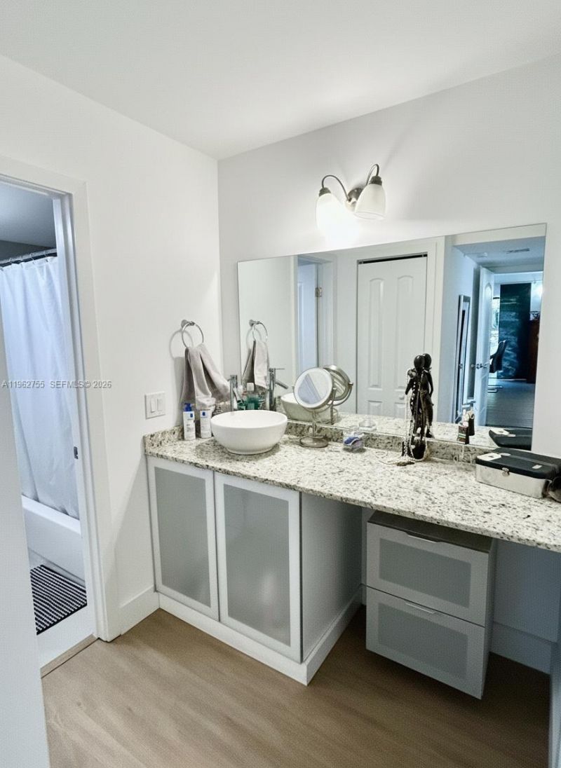 439 Lakeview Dr , Unit 106, Weston, FL 33326 Photo