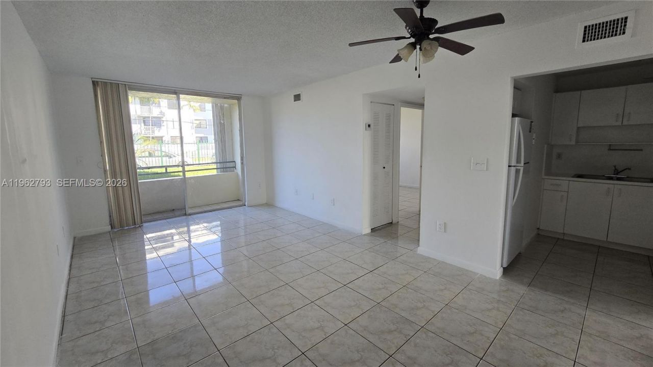 8320 NW 8th St, Unit 2-110, Miami, FL 33126 Photo