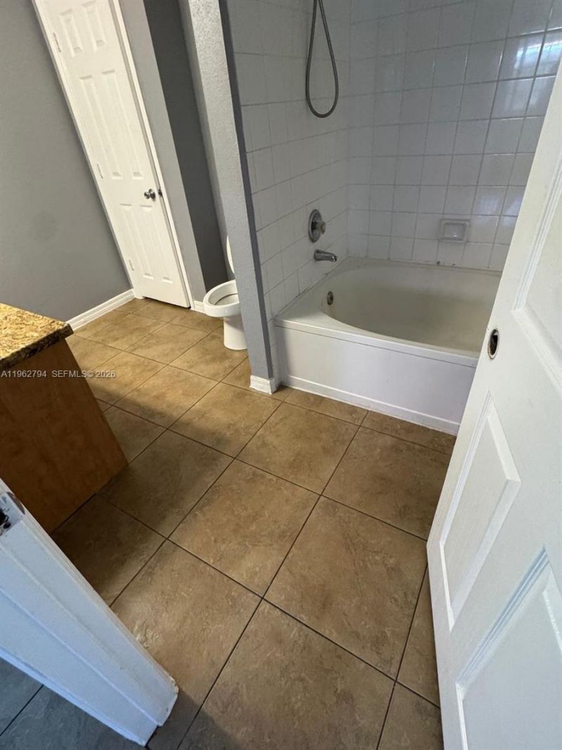 231 SW 116th Ave, Unit 19202, Pembroke Pines, FL 33025 Photo