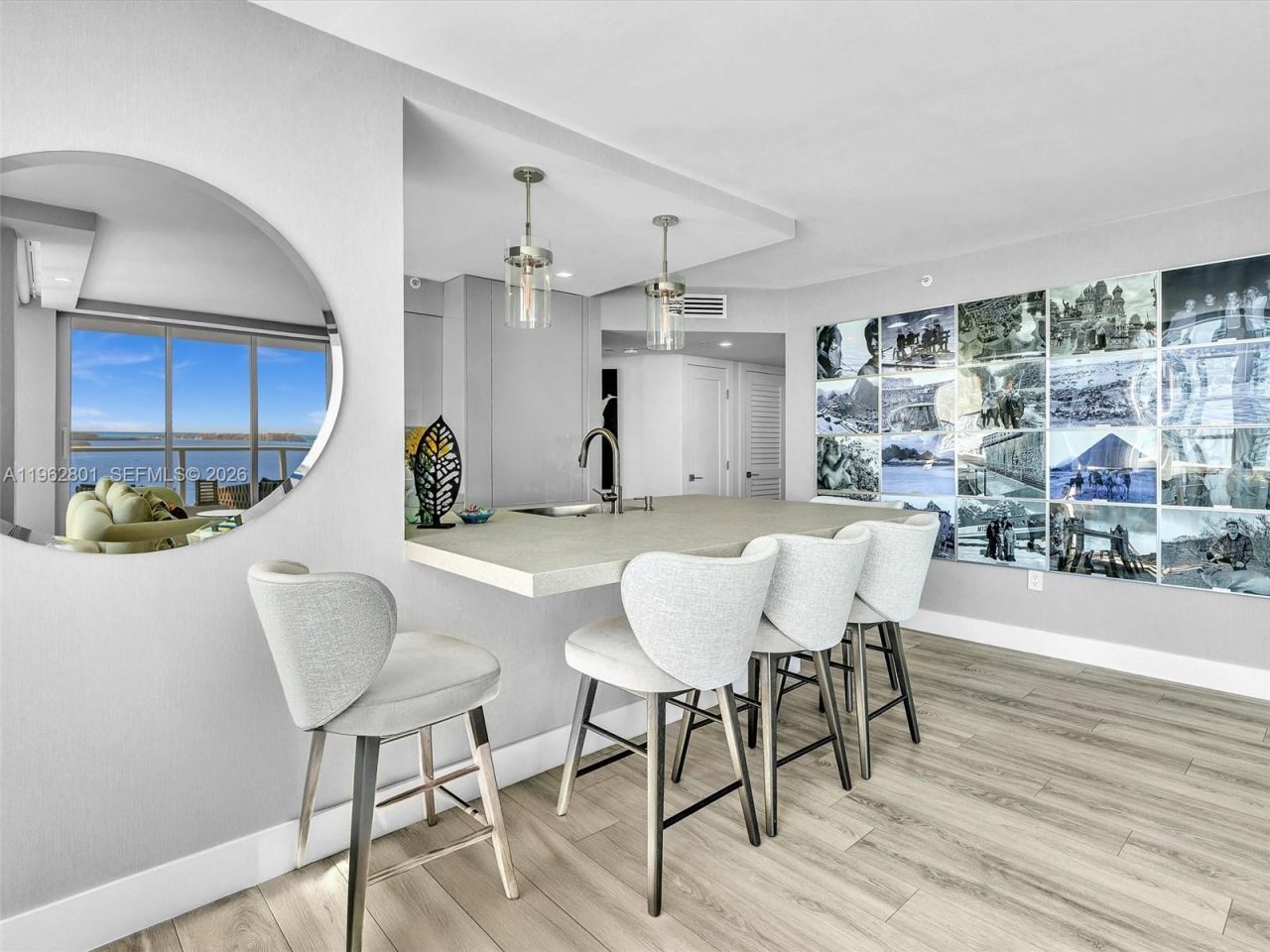 1155 Brickell Bay Dr, Unit 2011, Miami, FL 33131 Photo