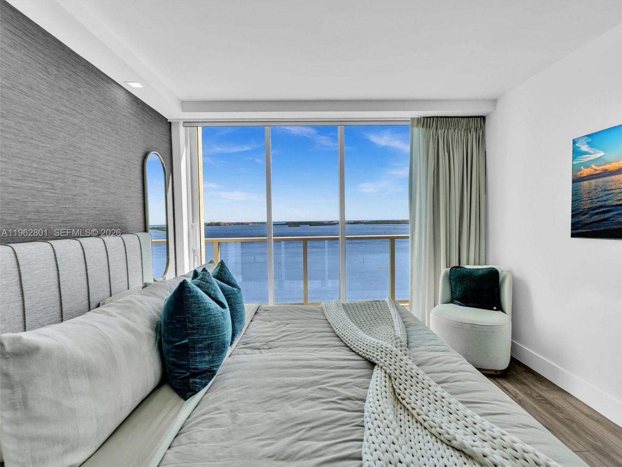 1155 Brickell Bay Dr, Unit 2011, Miami, FL 33131 Photo