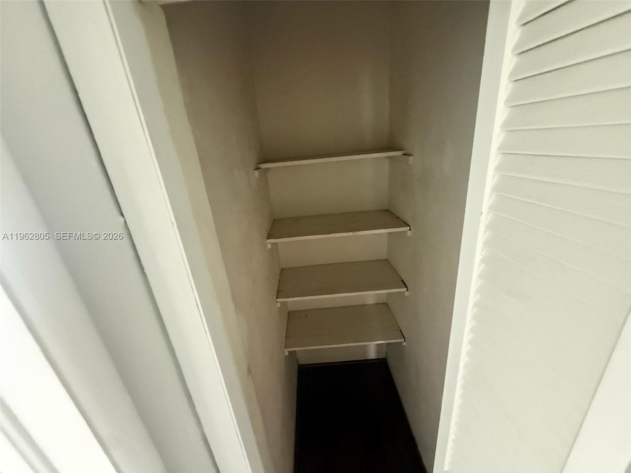1260 NE 200th Ter, Miami, FL 33179 Photo