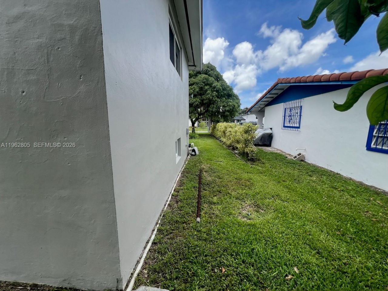 1260 NE 200th Ter, Miami, FL 33179 Photo