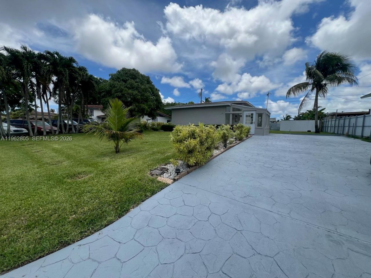 1260 NE 200th Ter, Miami, FL 33179 Photo