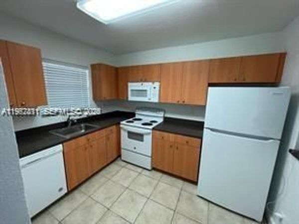 4853 NW 9th Dr, Unit 4853, Plantation, FL 33317
