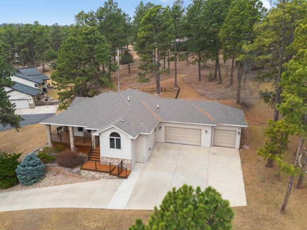 4105 FARVIEW DR, Rapid City, SD 57702