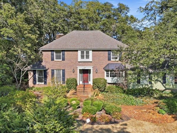 571 Fernwood Rd., Murrells Inlet, SC 29576