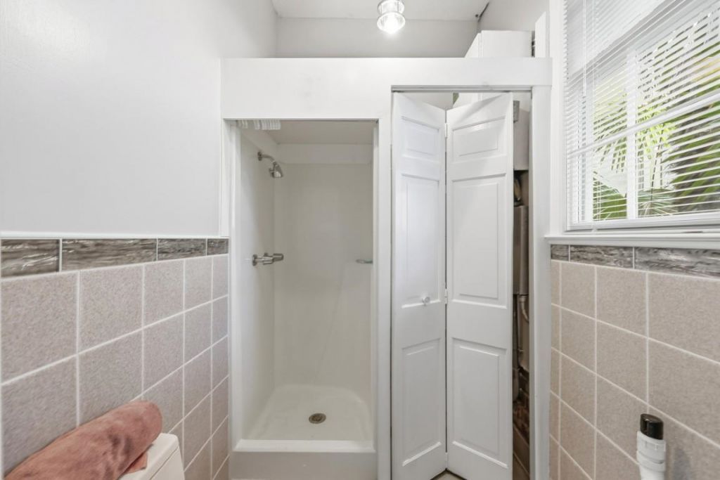 571 Fernwood Rd. Photo 32