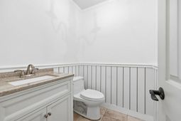 571 Fernwood Rd. photo 4