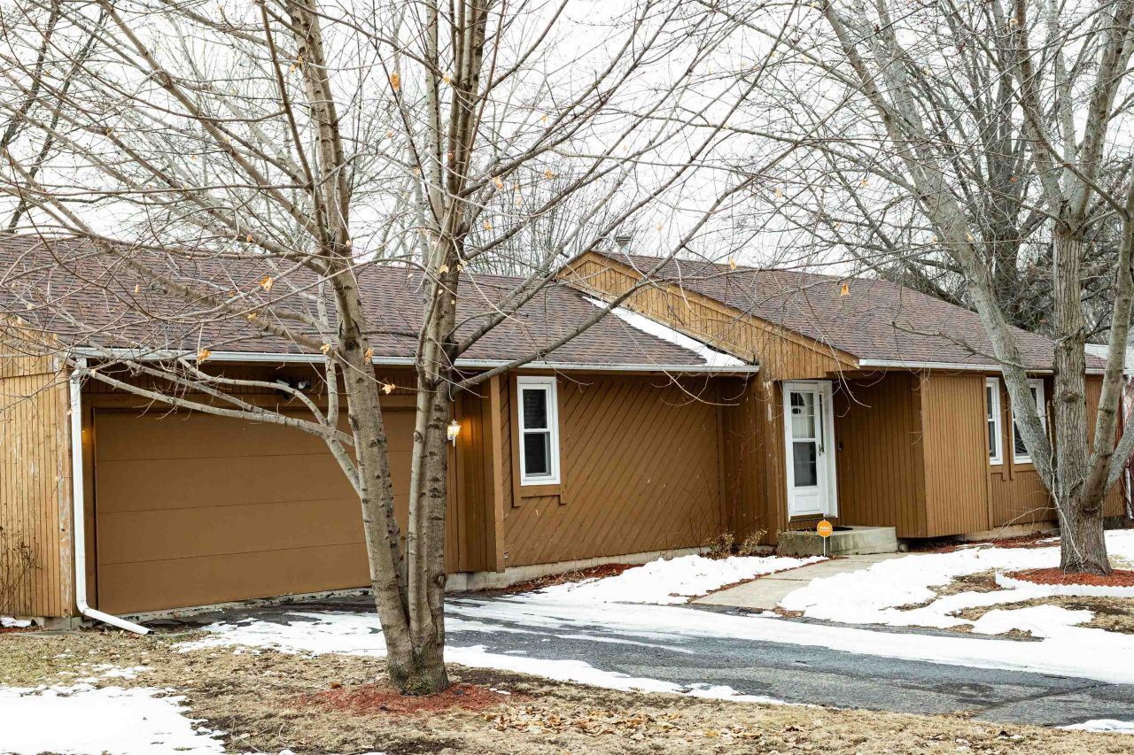 3071 Breezeway Drive Rockford, IL 61107