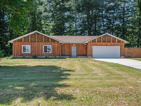 3933 W Harrison Road, Hart, MI 49420