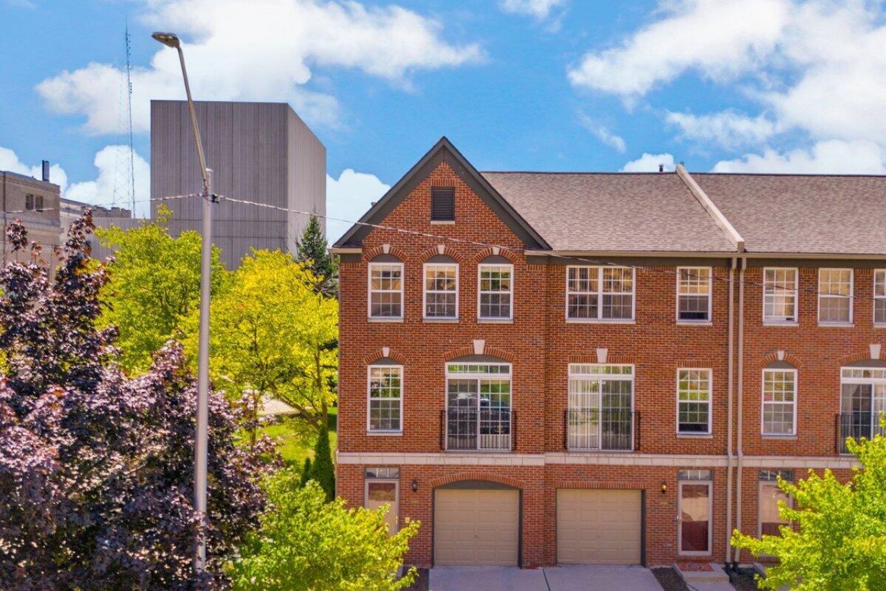 443 W Hancock Street, Detroit, MI 48201 Main Photo