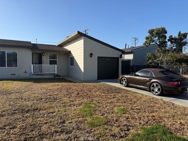 1930 W 18th, Santa Ana, CA 92706