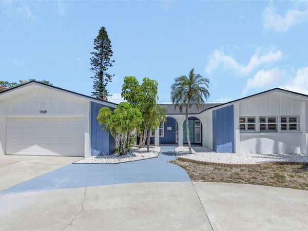 1949 DOLPHIN BOULEVARD S, ST PETERSBURG, FL 33707