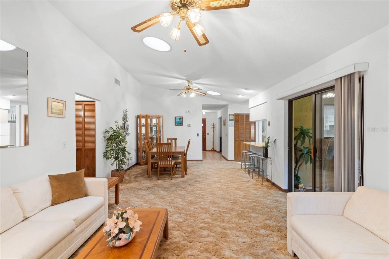 646 Yupon Avenue, New Smyrna Beach, FL 32169 Photo