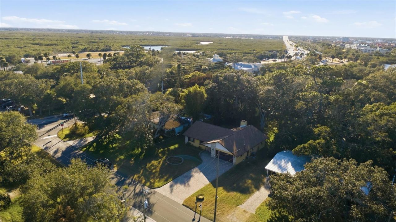 646 Yupon Avenue, New Smyrna Beach, FL 32169 Photo