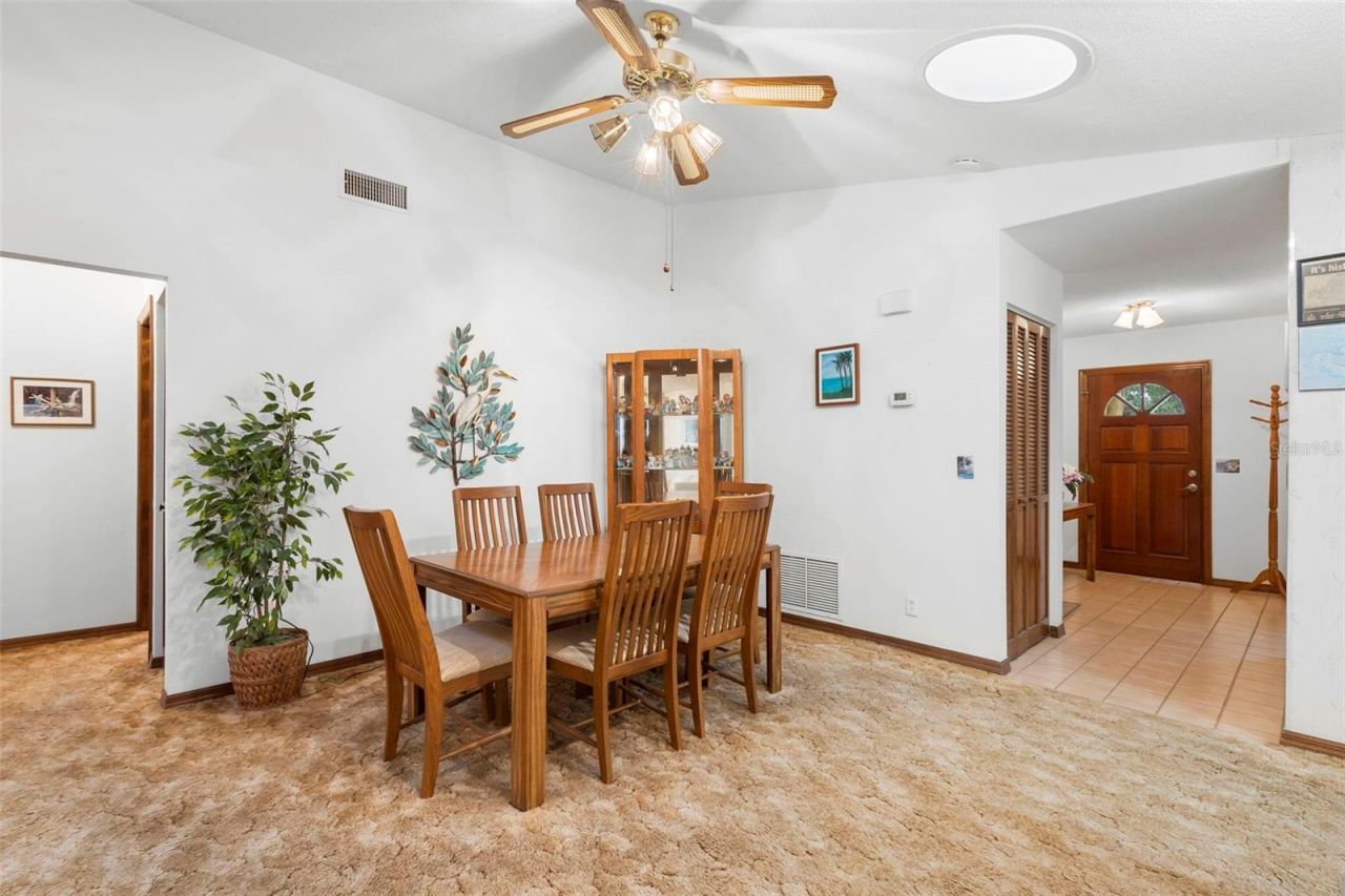 646 Yupon Avenue, New Smyrna Beach, FL 32169 Photo