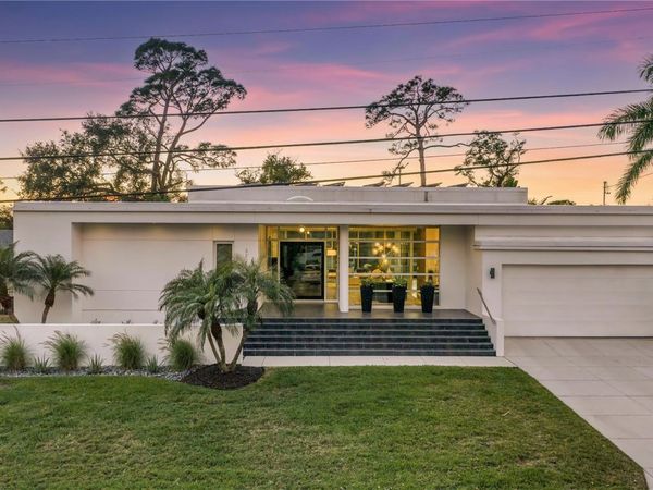 3324 WALNUT STREET NE, ST PETERSBURG, FL 33704