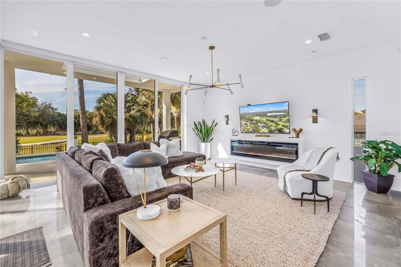 3324 Walnut Street Ne, Saint Petersburg, FL 33704 Photo