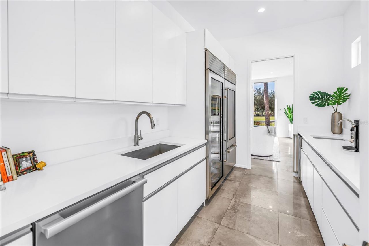 3324 Walnut Street Ne, Saint Petersburg, FL 33704 Photo