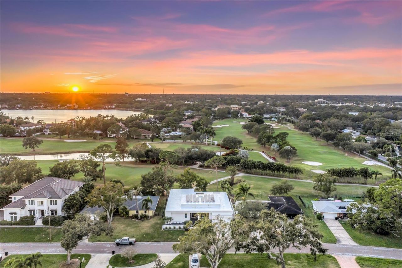 3324 Walnut Street Ne, Saint Petersburg, FL 33704 Photo