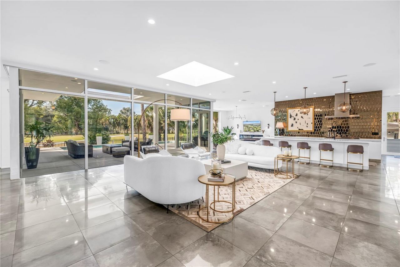 3324 Walnut Street Ne, Saint Petersburg, FL 33704 Photo