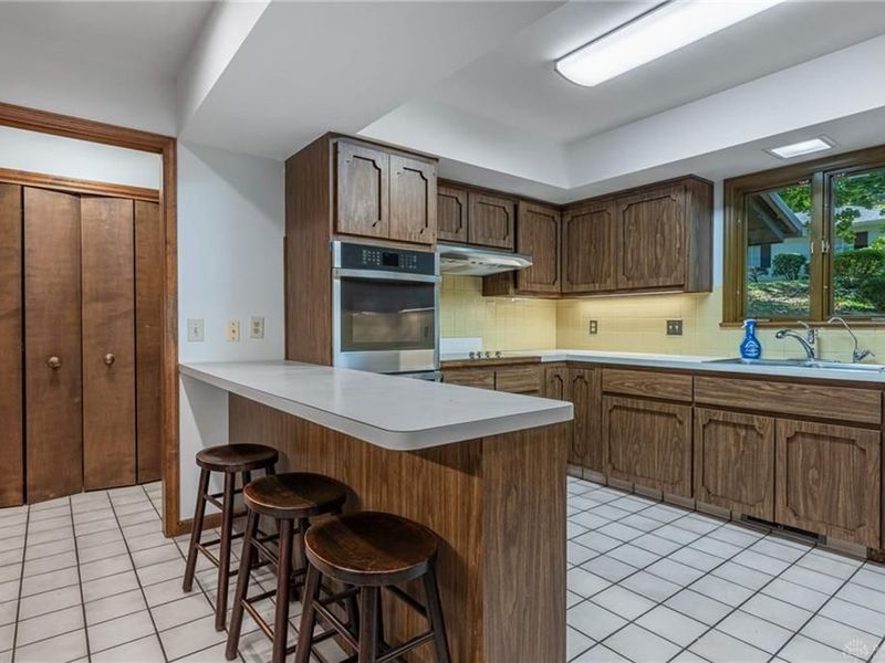 701 E Schantz Avenue, Oakwood, OH 45419 Photo 17