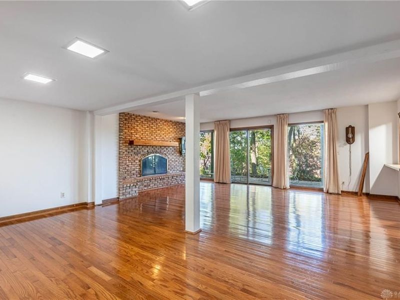 701 E Schantz Avenue, Oakwood, OH 45419 Photo 21