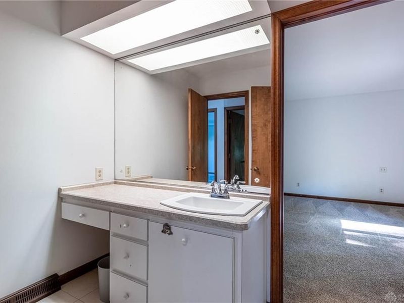 701 E Schantz Avenue, Oakwood, OH 45419 Photo 31