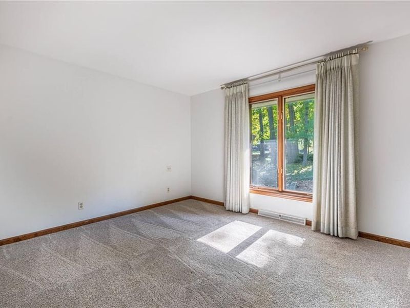 701 E Schantz Avenue, Oakwood, OH 45419 Photo 33