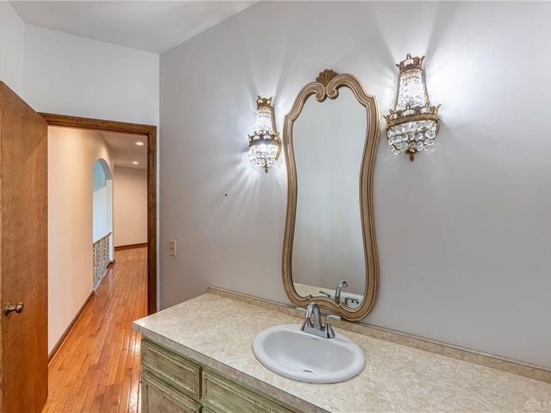 701 E Schantz Avenue, Oakwood, OH 45419 Photo 34