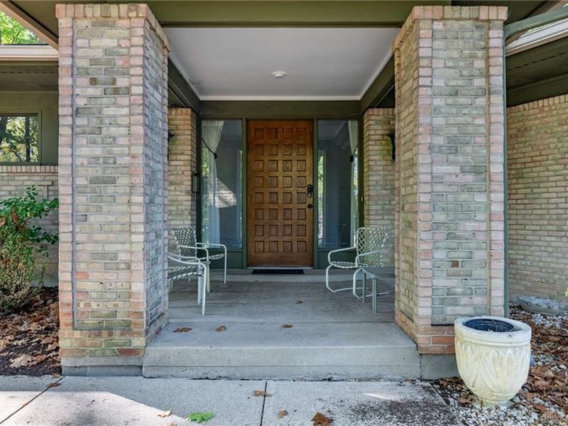 701 E Schantz Avenue, Oakwood, OH 45419 Photo 5