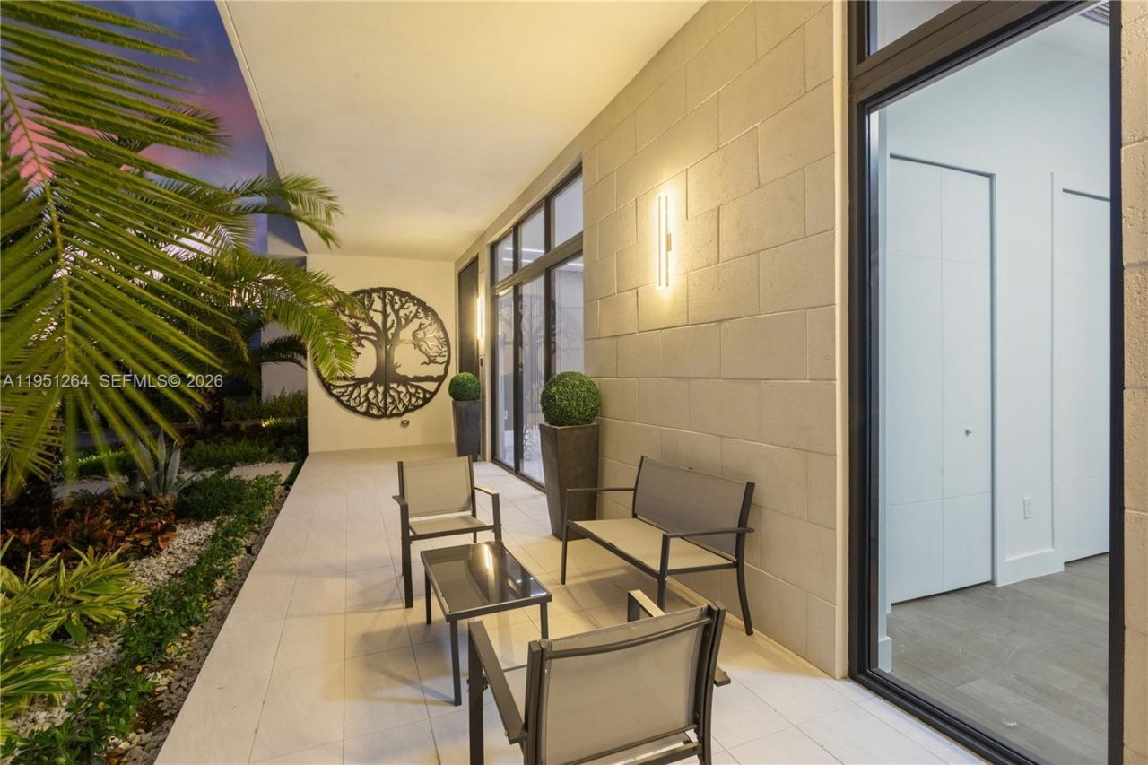 16773 S Botaniko Dr S, Weston, FL 33326 Photo