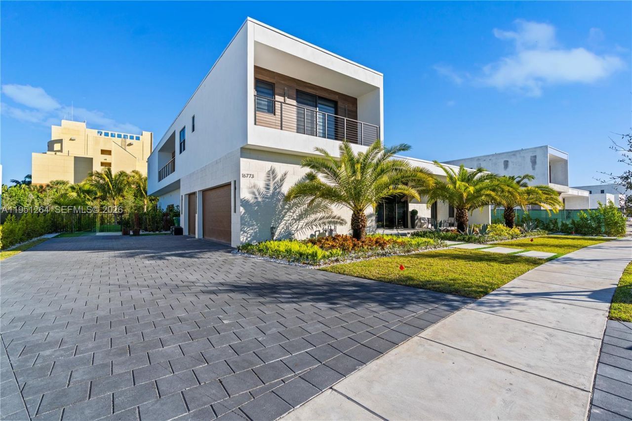 16773 S Botaniko Dr S, Weston, FL 33326 Photo