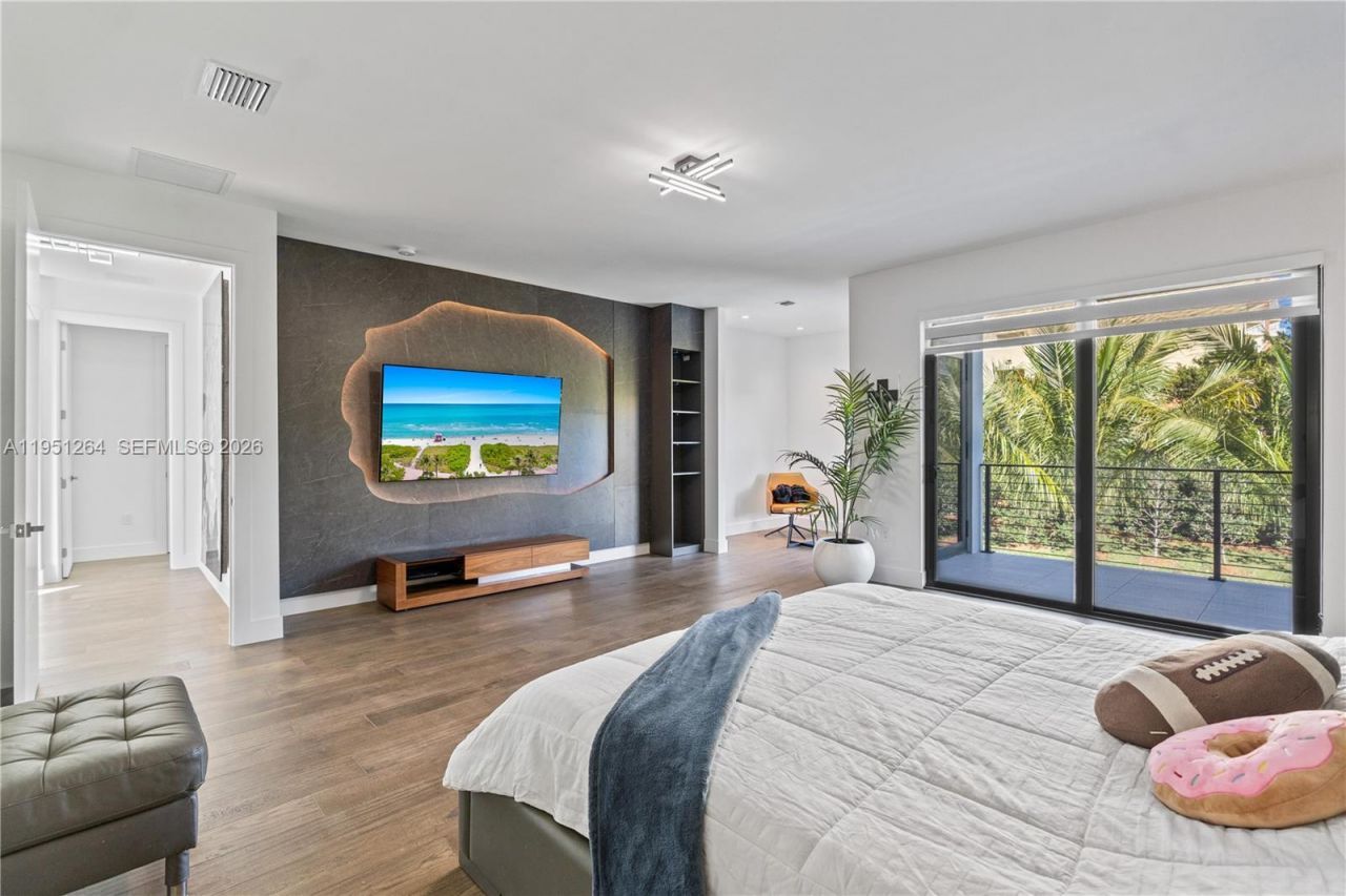 16773 S Botaniko Dr S, Weston, FL 33326 Photo