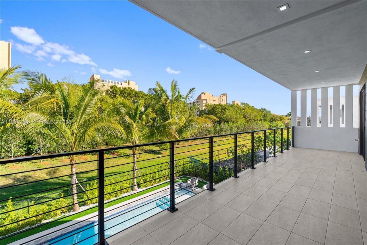 16773 S Botaniko Dr S, Weston, FL 33326 Photo