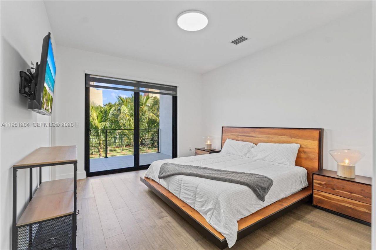 16773 S Botaniko Dr S, Weston, FL 33326 Photo