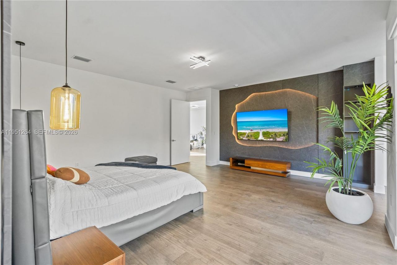 16773 S Botaniko Dr S, Weston, FL 33326 Photo