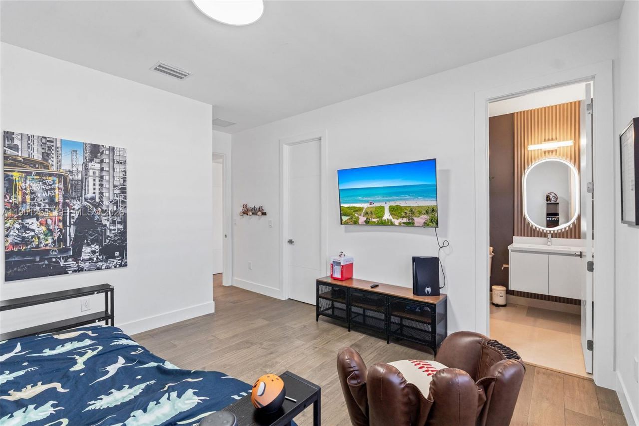 16773 S Botaniko Dr S, Weston, FL 33326 Photo