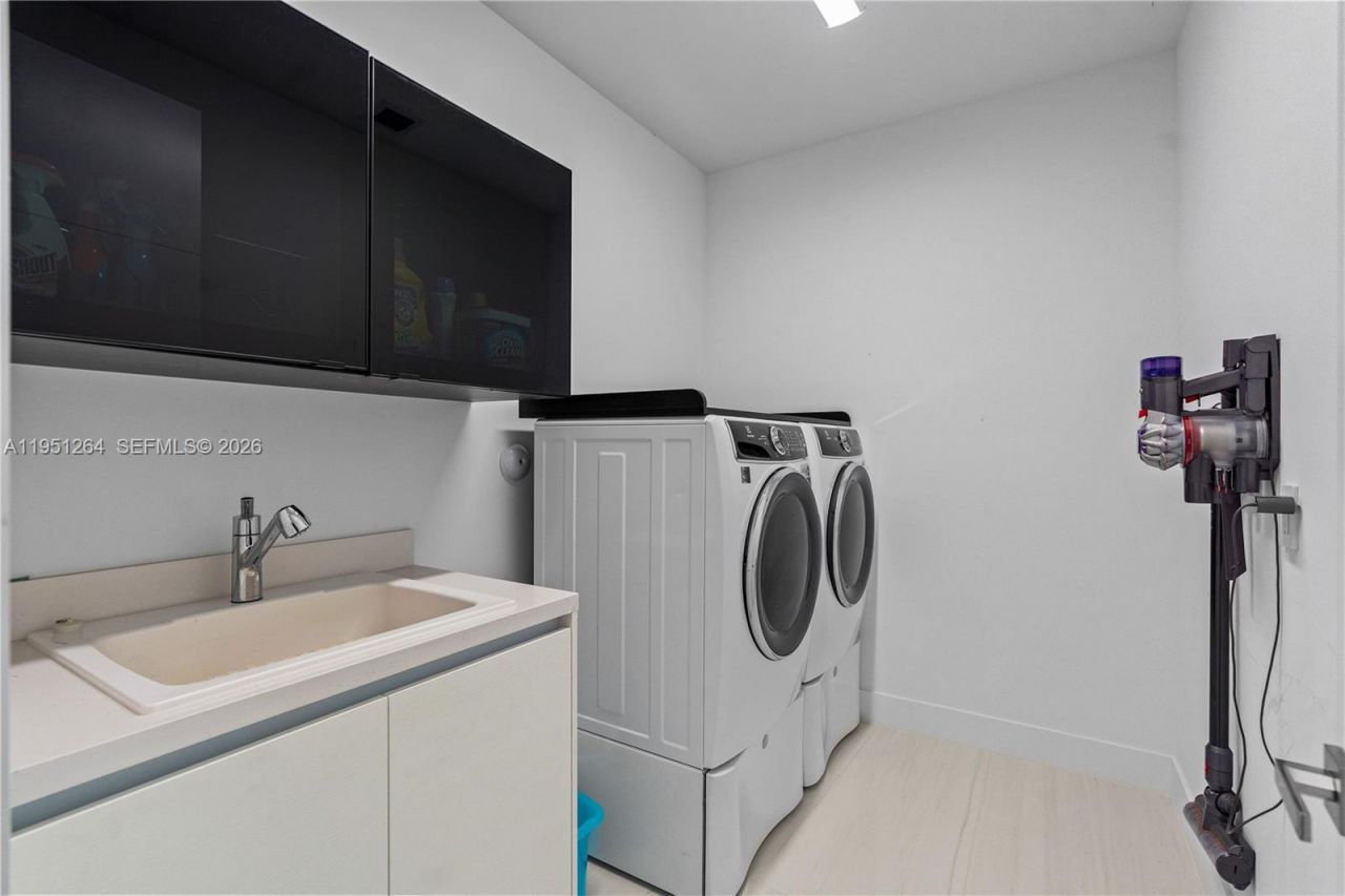 16773 S Botaniko Dr S, Weston, FL 33326 Photo