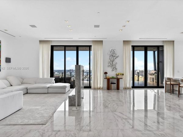 17141 Collins Ave, Unit 2902, Sunny Isles Beach, FL 33160