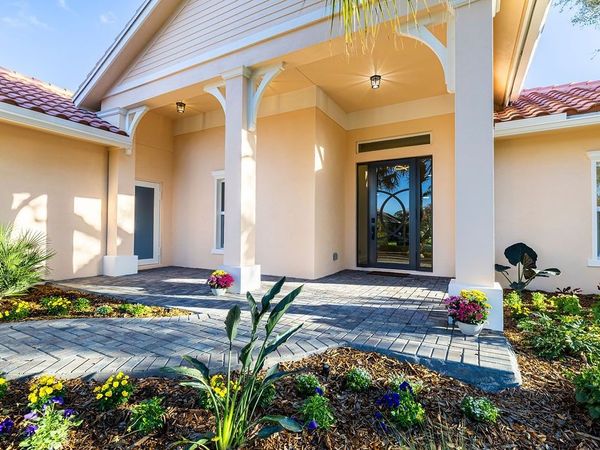 4805 66th Lane, Vero Beach, FL 32967